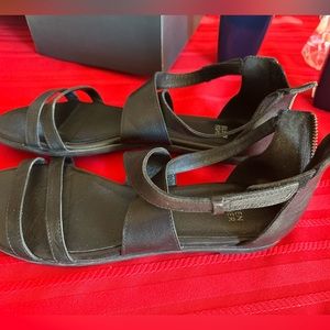 sandals women’s black leather size 9.5
